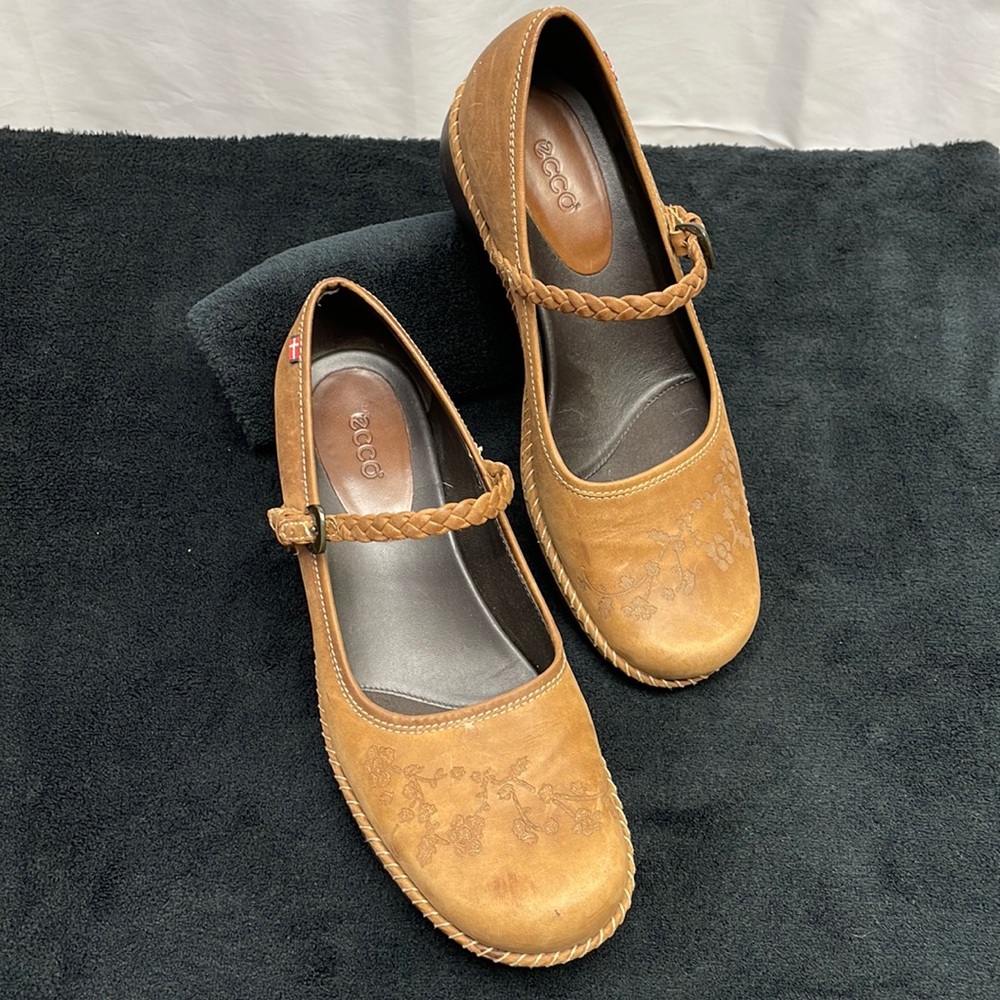 Ecco Shoes